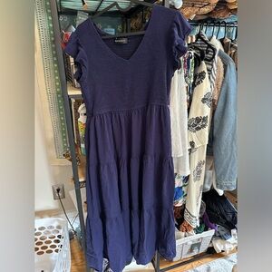 Markeety ladies large navy mid length dress. Elastic bodice - tiered dress.